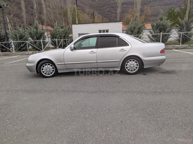 Mercedes E 240 1999, 373,000 km - 2.4 l - Şəki