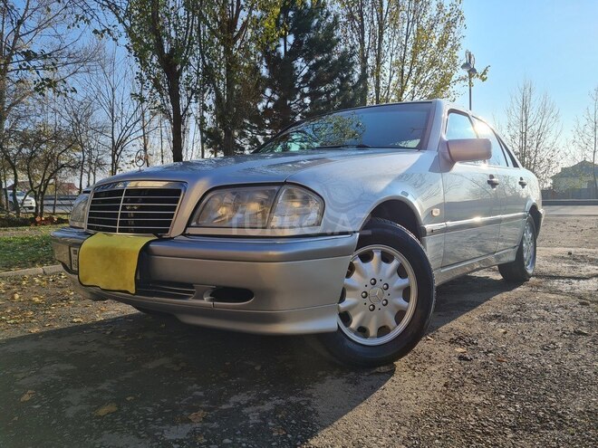 Mercedes C 180 1997, 300,000 km - 1.8 l - Qəbələ