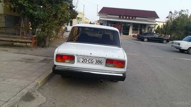 LADA (VAZ) 2107 2006, 21,000 km - 1.6 л - Yevlax