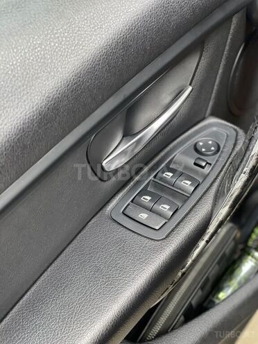 BMW 320 2015, 180,000 km - 2.0 l - Bakı