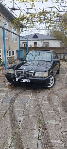Mercedes C 180 1995, 405,000 km - 1.8 l - Masallı