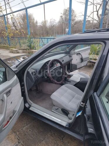 Mercedes C 180 1995, 405,000 km - 1.8 l - Masallı