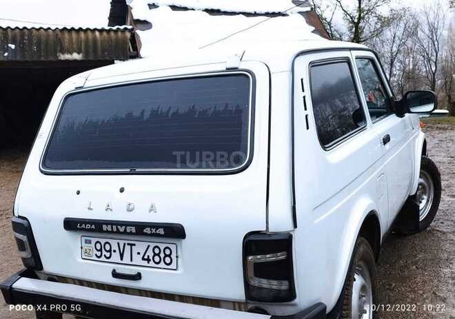 LADA (VAZ) Niva 2011, 96,000 km - 1.7 l - Lerik