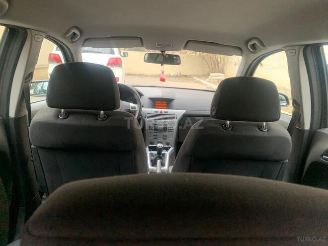Opel Astra 2009, 192,000 km - 1.4 l - Bakı