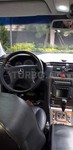Mercedes E 320 2000, 228,000 km - 3.2 л - Masallı