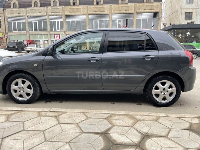 Toyota Corolla 2006, 120,000 km - 1.4 l - Gəncə
