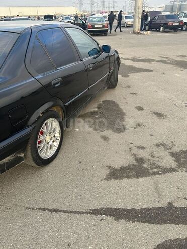 BMW 318 1991, 477,500 km - 1.8 l - Bakı