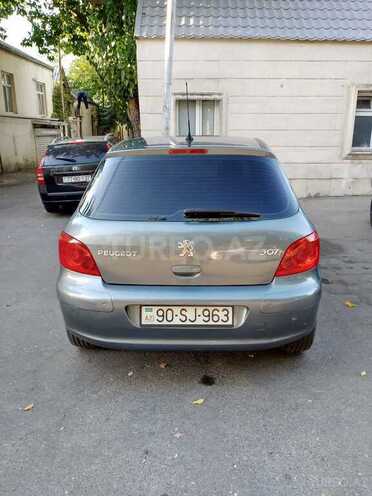 Peugeot 307 2005, 260,000 km - 2.0 l - Bakı