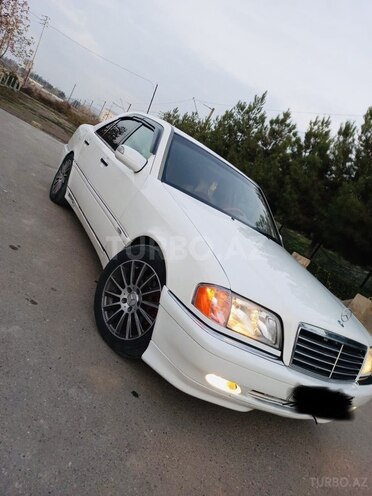 Mercedes C 230 1997, 220,000 km - 2.3 л - Bakı