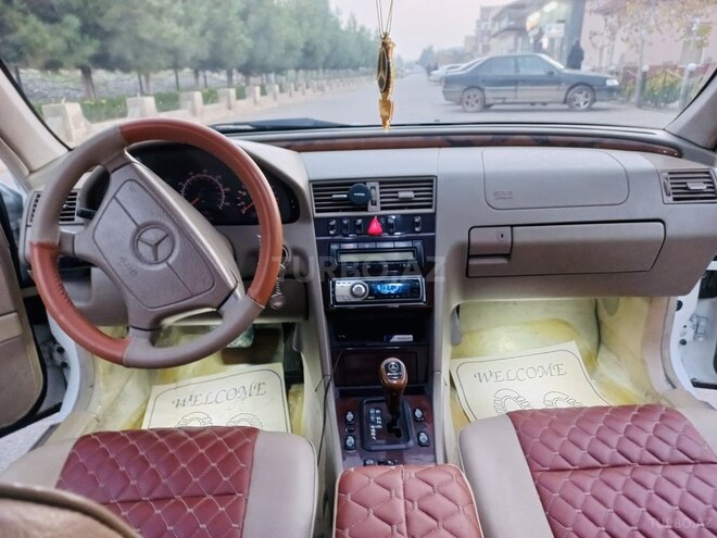 Mercedes C 230 1997, 220,000 km - 2.3 л - Bakı