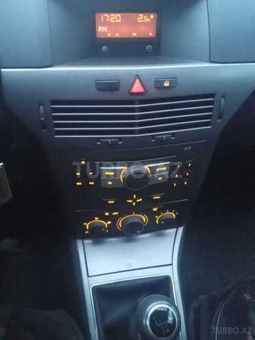 Opel Astra 2005, 200,000 km - 1.4 l - Şəmkir