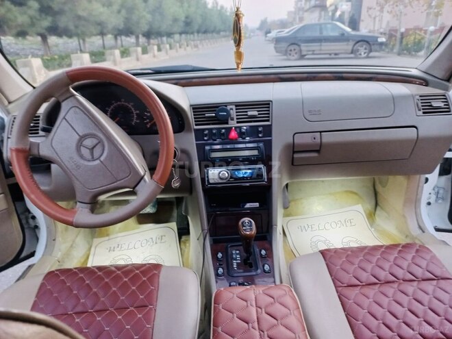 Mercedes C 230 1997, 220,000 km - 2.3 л - Bakı