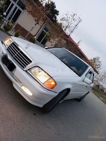 Mercedes C 230 1997, 220,000 km - 2.3 л - Bakı