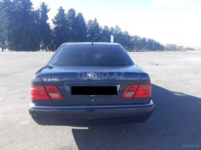 Mercedes E 240 1998, 475,000 km - 2.4 л - Qax
