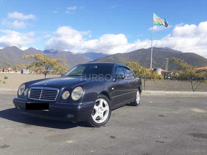 Mercedes E 240 1998, 475,000 km - 2.4 л - Qax
