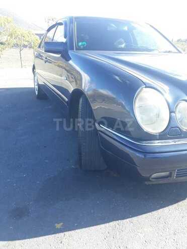 Mercedes E 240 1998, 475,000 km - 2.4 л - Qax