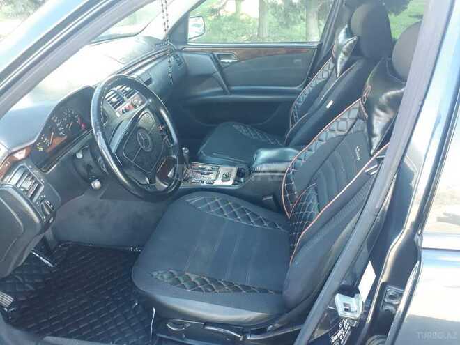 Mercedes E 240 1998, 475,000 km - 2.4 л - Qax