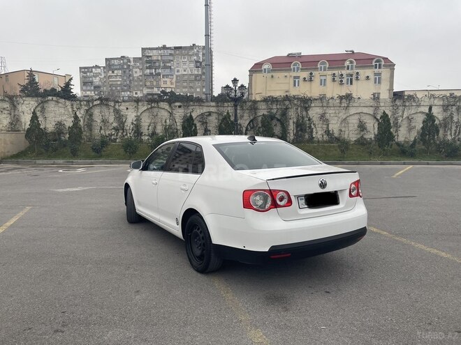 Volkswagen Jetta 2010, 372,000 km - 1.6 l - Bakı