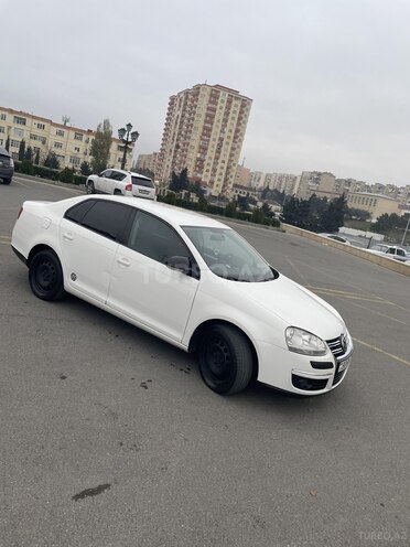 Volkswagen Jetta 2010, 372,000 km - 1.6 l - Bakı