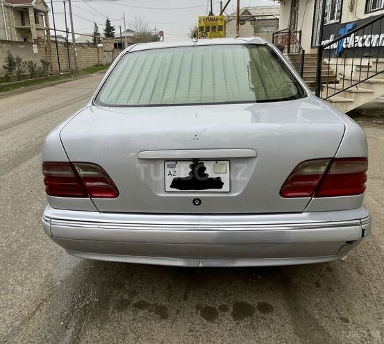 Mercedes E 320 1999, 411,000 km - 3.2 l - Bakı