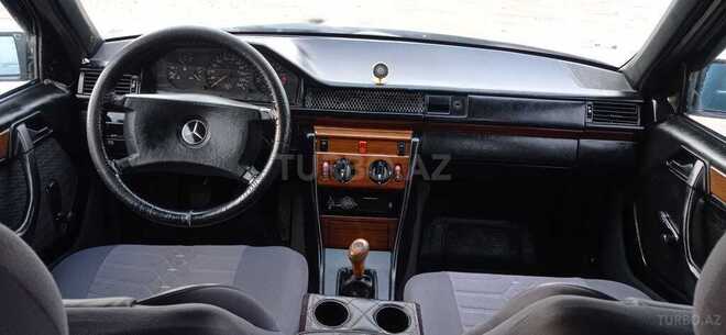 Mercedes E 200 1990, 248,420 km - 2.0 л - Bakı