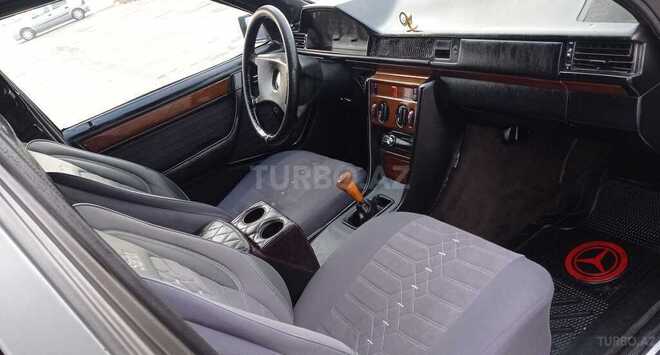 Mercedes E 200 1990, 248,420 km - 2.0 л - Bakı