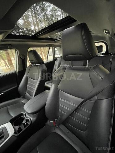 Toyota RAV4 2021, 21,000 km - 2.0 л - Bakı