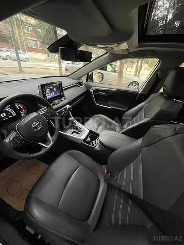 Toyota RAV4 2021, 21,000 km - 2.0 л - Bakı