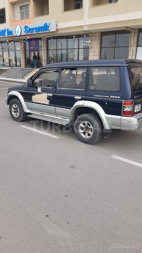 Mitsubishi Pajero 1995, 350,000 km - 2.8 l - Sumqayıt