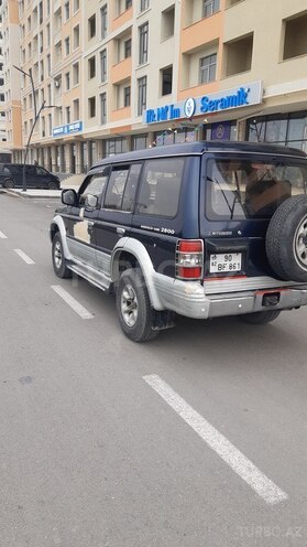 Mitsubishi Pajero 1995, 350,000 km - 2.8 l - Sumqayıt