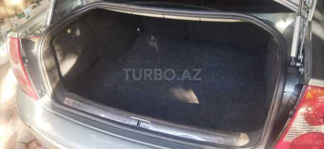Volkswagen Passat 2003, 261,153 km - 1.8 l - Şəki