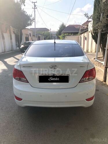 Hyundai Accent 2015, 59,000 km - 1.4 l - Bakı