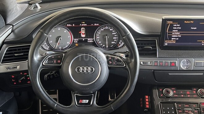 Audi S8 2012, 142,000 km - 4.0 l - Bakı