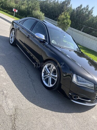 Audi S8 2012, 142,000 km - 4.0 l - Bakı
