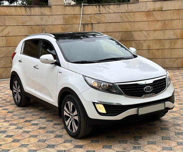 Kia Sportage 2011, 136,000 km - 2.4 л - Gəncə