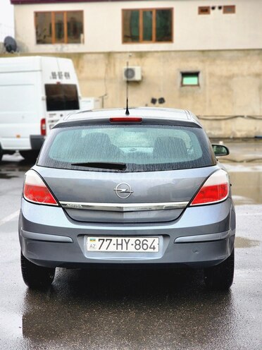 Opel Astra 2005, 181,000 km - 1.4 l - Bakı