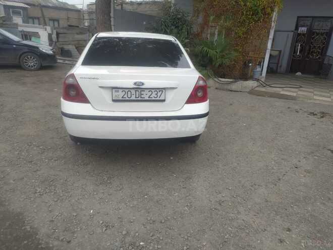 Ford Mondeo 2003, 380,000 km - 2.0 l - Gəncə