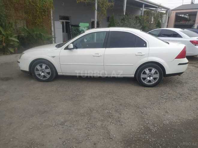 Ford Mondeo 2003, 380,000 km - 2.0 l - Gəncə