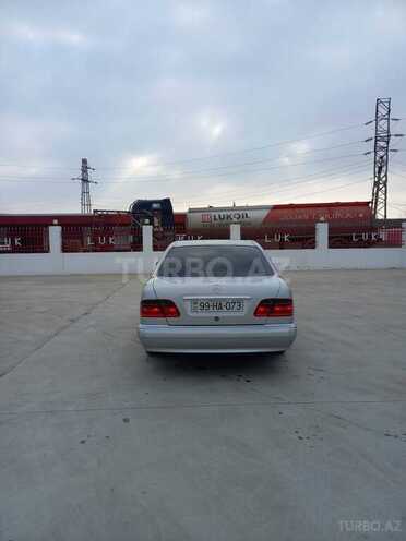 Mercedes E 270 2000, 550,000 km - 2.7 l - Sabirabad