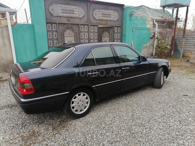 Mercedes C 180 1997, 467,166 km - 1.8 l - Yevlax