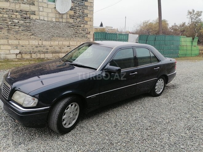 Mercedes C 180 1997, 467,166 km - 1.8 l - Yevlax