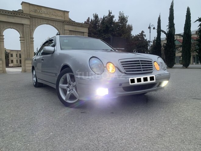 Mercedes E 240 1999, 298,000 km - 2.4 l - Zərdab