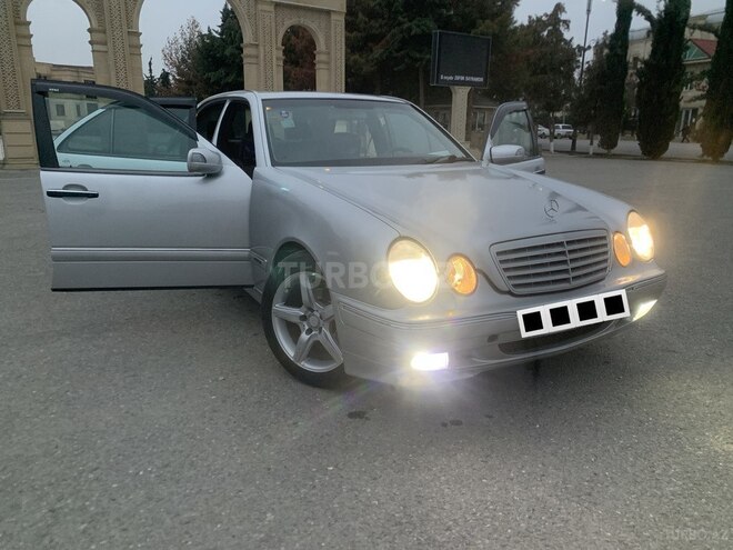 Mercedes E 240 1999, 298,000 km - 2.4 l - Zərdab