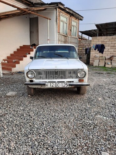 LADA (VAZ) 21011 1984, 68,755 km - 1.3 l - Salyan
