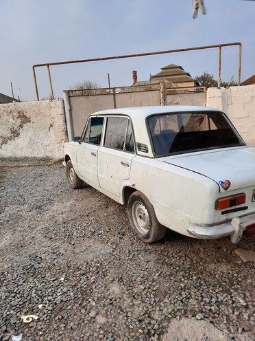 LADA (VAZ) 21011 1984, 68,755 km - 1.3 l - Salyan