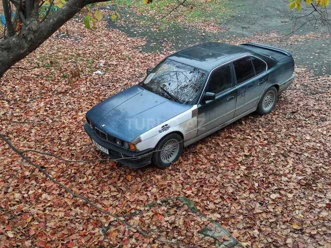 BMW 525 1990, 317,517 km - 2.5 l - Bakı