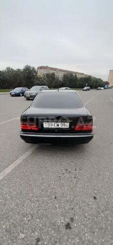 Mercedes E 320 2000, 254,000 km - 3.2 л - Bakı