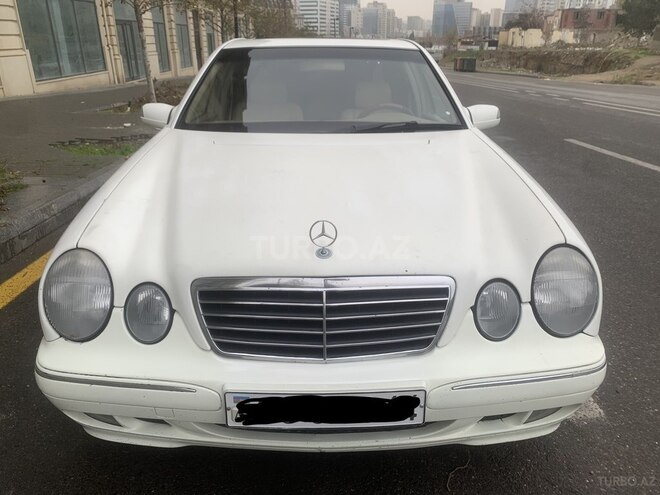 Mercedes E 260 2001, 300,000 km - 2.6 l - Bakı