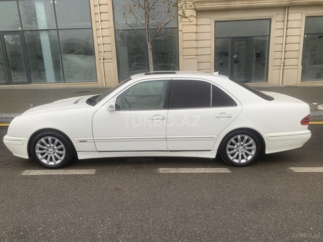 Mercedes E 260 2001, 300,000 km - 2.6 l - Bakı