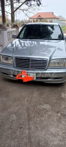 Mercedes C 230 1999, 239,235 km - 2.3 l - Salyan